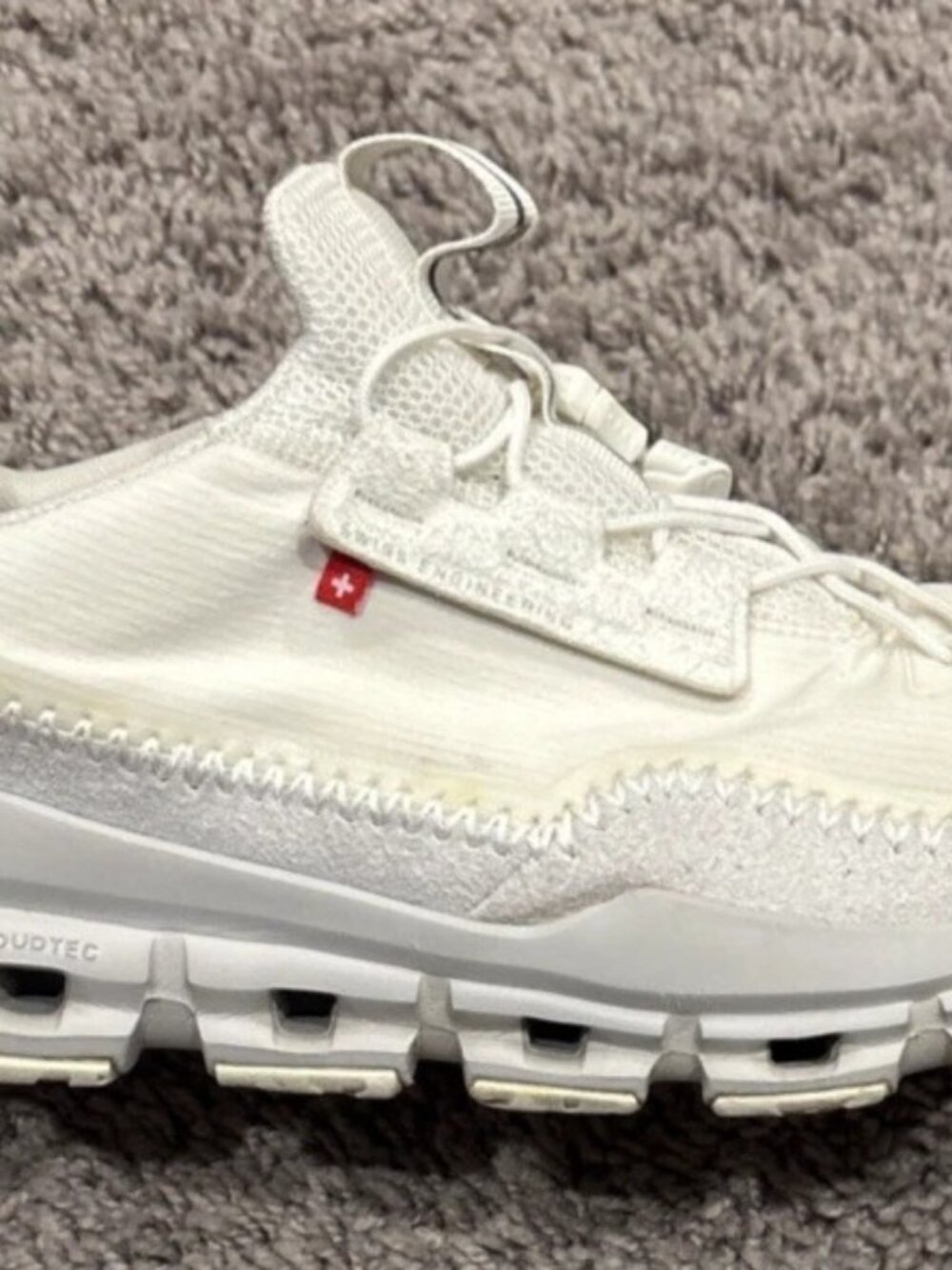 On Cloud Cloudaway Women’s Size 8.5 Undyed White Glacier 49.98304